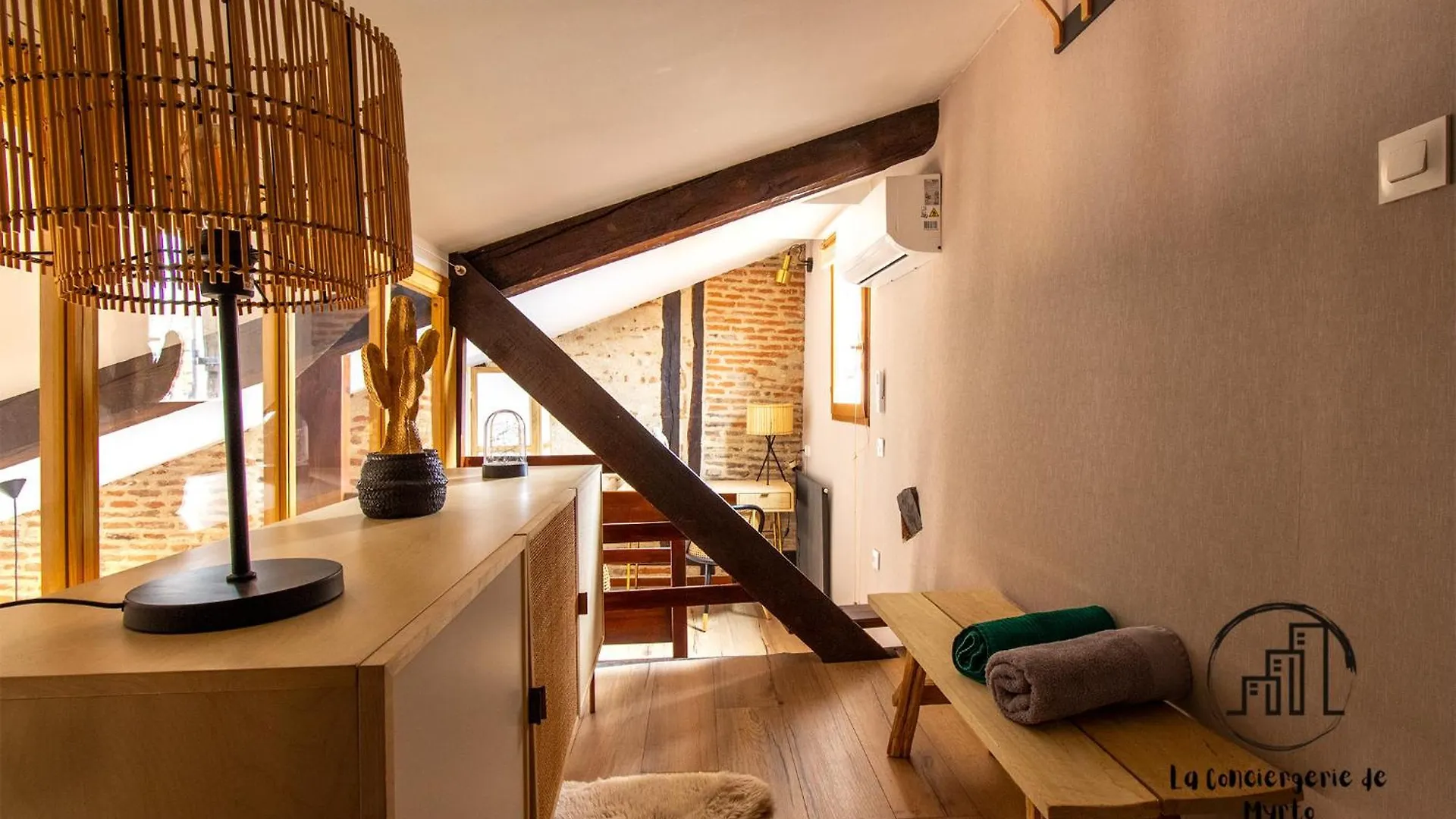 Appartement The Nest, parking, centre, vue sur la Cathédrale à Albi France
